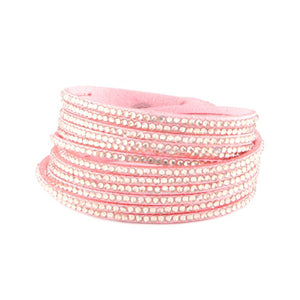armband imitatie suede roze met strass steentjes